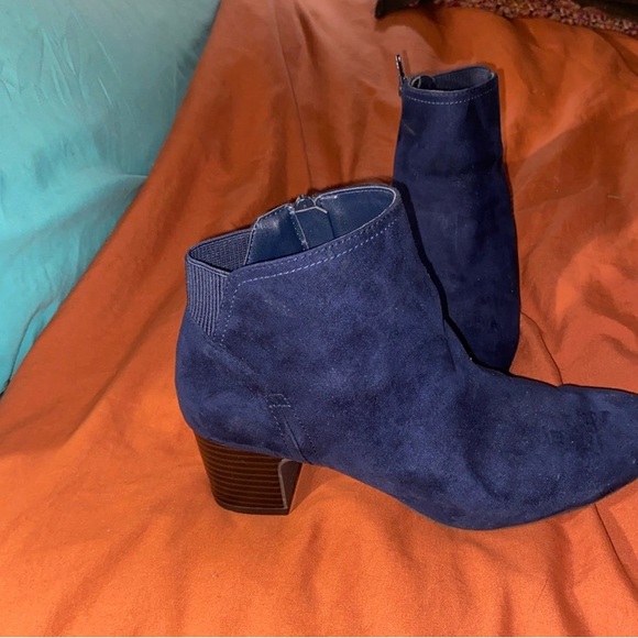 Charter Club Elegant Blue Ankle Boots Sz 8 - Picture 2 of 3